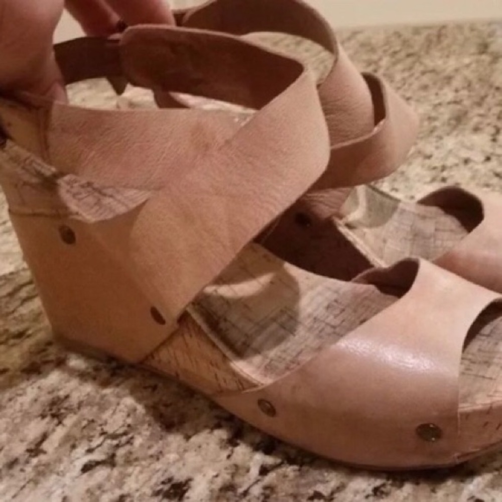 ☘️Lucky brand beige leather wrap sandals☘️